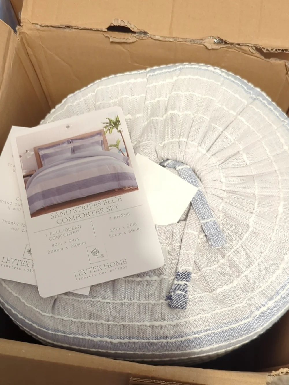 Levtex Home Sand Stripes Blue Full/Queen Comforter Set (90x94in) 2 Pillowcases